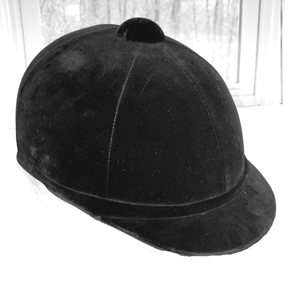 Charles Owen Hampton Riding Helmet Like New